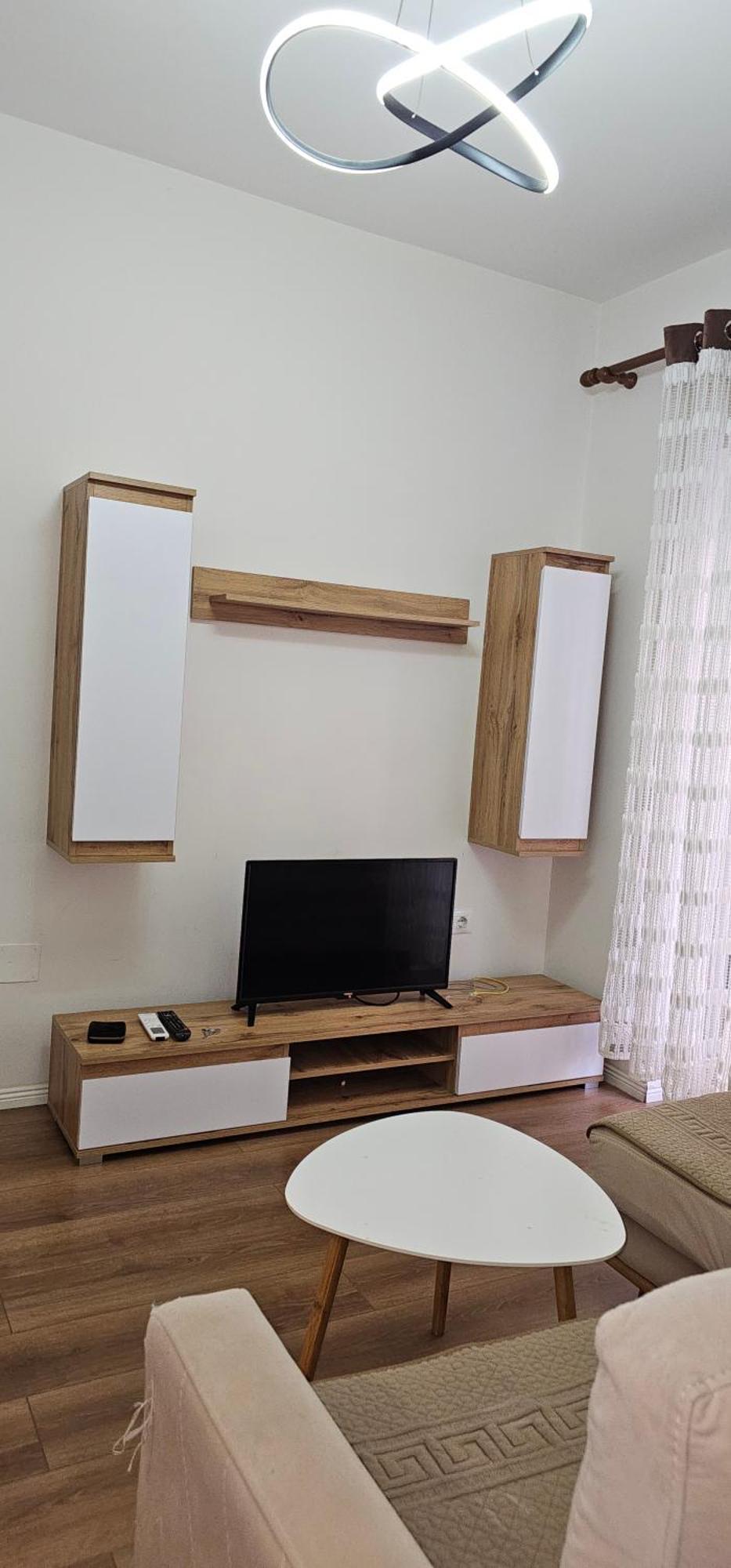Ferienwohnung Ajla Komuna Apartament Tirana Exterior foto