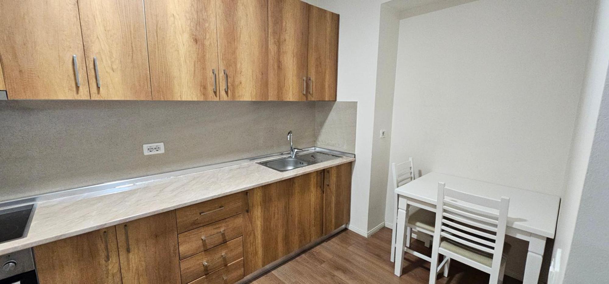 Ferienwohnung Ajla Komuna Apartament Tirana Exterior foto